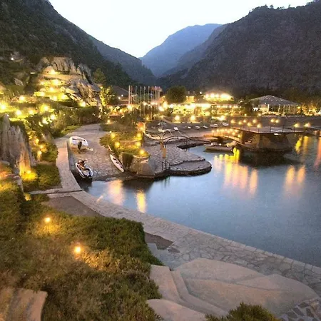 Alarga Sail Boutique & Yacht Club 4* Marmaris