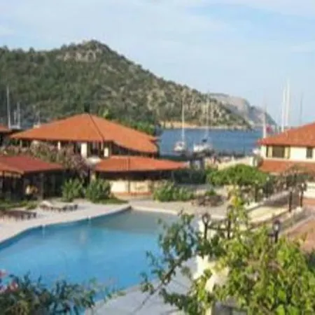 Alarga Sail Boutique & Yacht Club