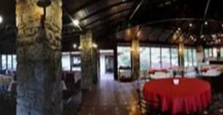 Alarga Sail Boutique & Yacht Club