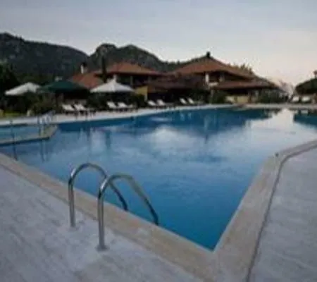 Alarga Sail Boutique & Yacht Club Semesteranläggning (resort)