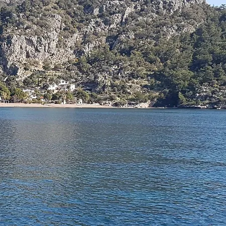 Alarga Sail Boutique & Yacht Club